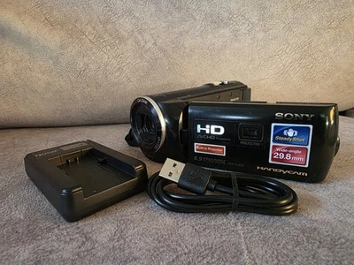 SONY HANDYCAM HDR-PJ220E PROJECTOR CAMCORDER BOXED HD HIGH DEFINITION VIDEO CAM - Image 1 of 4