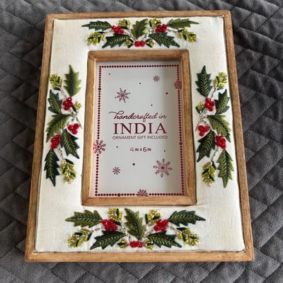 Handcrafted India Holly Berry Christmas Photo Frame 4x6 Embroidered beaded Wood - Image 1 of 4
