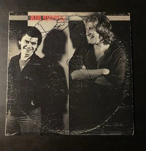 Air Supply firmato Love And Other Bruises LP vinile autografato da entrambi - Foto 1 di 3