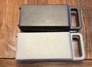 Outer Circle Products Lot 2 Cassette Tape Cases Plastic Gray & Black made in USA - Imagen 1 de 5