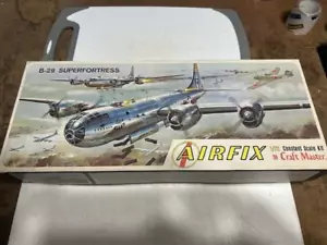 Vintage (1967) Airfix B-29 Superfortress..1/72...Kit 1601-200 - Foto 1 di 4