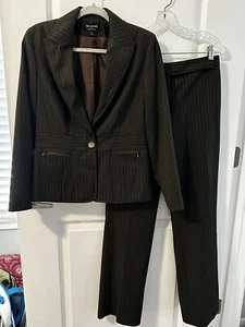 Larry Levine Woman Career Formal Brown Pinstripe Blazer Suit Pants Size 8 - Picture 1 of 13