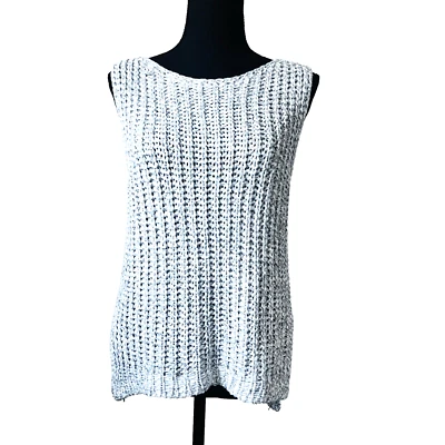 Lush Women's Sleeveless Chunky Powder Blue/Gray Knit Pullover soft, cozy minimal - Image 1 of 4