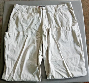 CHAPS 100% Breathable Cotton Flat Front men's Pants made in Egypt 42 x 30 EUC - Picture 1 of 7