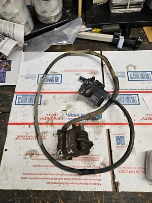 1986 KAWASAKI KL600 KL 600 Front Brake Caliper and hose line - Image 1 of 4
