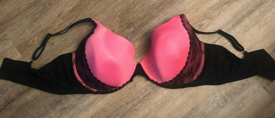 AVENUE BODY BRA 热粉色和黑色花边 46DDD 46 DDD — 第 1/2 张图片