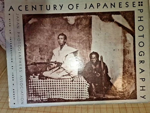 A Century of Japanese Photography, JW Dower, Hutchinson, 1981, RARE - Picture 1 of 7