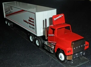 Winross Truck - Snavely's Building Materials - Lancaster Landisville, PA - MIB - Picture 1 of 6