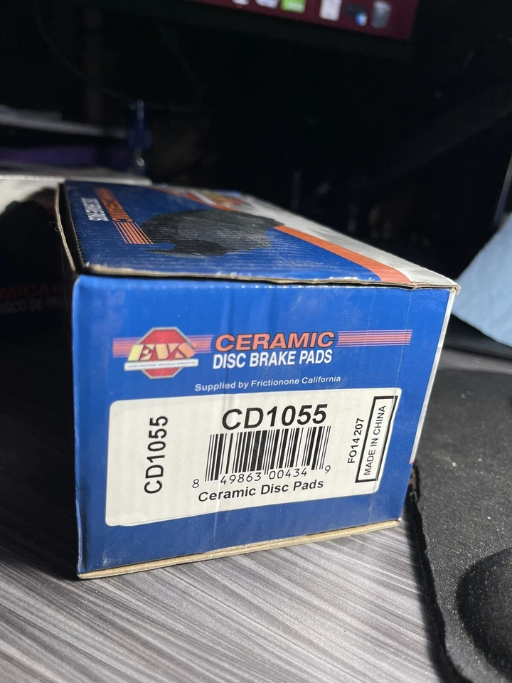 Juego de pastillas de freno de disco - Pastillas de freno de disco traseras EVS fricción CD1055 Foto 1 de 3