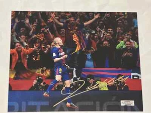 Andrés Iniesta Autograph Signed Emirates Club 8x10 Photograph - Authenticated! - Picture 1 of 3