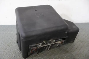 99-02 Cadillac Escalade 5.3L LM7 Engine Fuse Relay Junction (15055395) Repairs - Picture 1 of 19