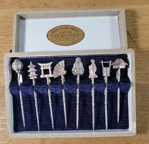 Juego antiguo de 8 selecciones de cóctel Martini oliva plata de ley japonesa con caja - Imagen 1 de 13