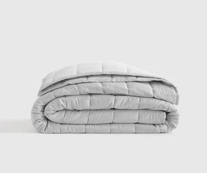 NWOT - Quince Organic Bamboo Light Gray Box Quilt! Twin! (34) - Picture 1 of 11