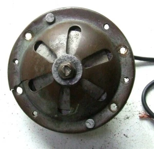 INNOCENTI LAMBRETTA 125 LC ANNI 50 CLAXSON FUNZIONANTE 6 VOLT USATO - Picture 1 of 2