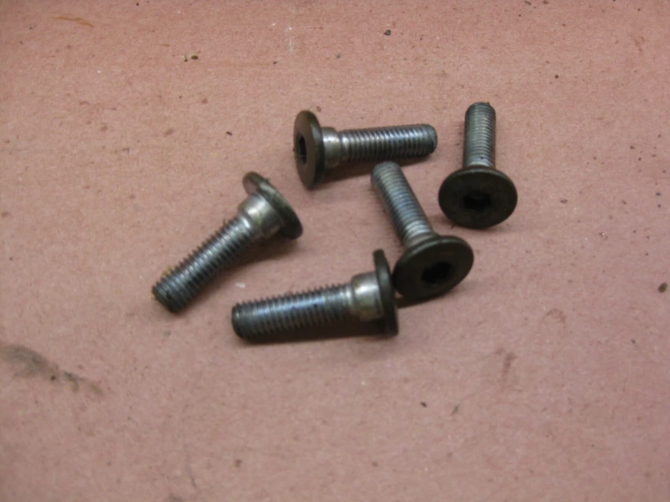 96 pernos de disco de rotor de freno trasero Kawasaki ZX750 Ninja ZX750P ZX750R ZX7R ZX7 Foto 1 de 1