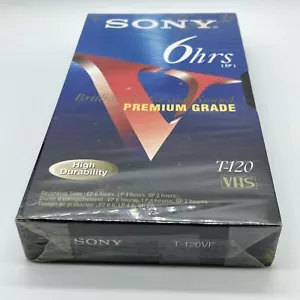 Videocassetta VHS Sony T-120VF Premium Grade 6 ore (246 minuti) sigillata (nuova) - Foto 1 di 3
