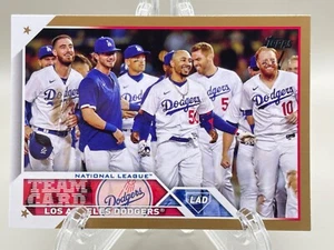 2023 Topps 219 Parallel Team Card Los Angeles Dodgers/Mookie Betts /2023 - Picture 1 of 2