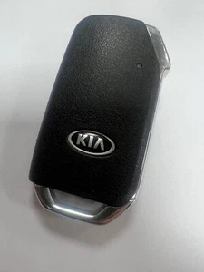 GENUINE KIA 3 BUTTON REMOTE SMART KEY FOB TESTED & WORKING, TFKB1G0104 - Picture 1 of 4