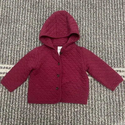 Suéter Carter’s 6-9 Meses Abotonado Fucsia Otoño Acogedor Lindo Capucha Acolchado Foto 1 de 4
