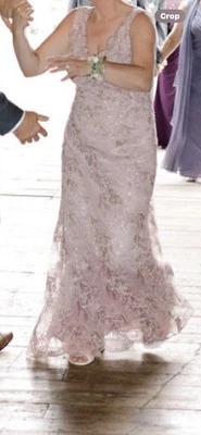 Hermoso Vestido Madre de la Novia Rosa Sin Mangas Lentejuelas Por Jade Talla 12 Foto 1 de 4