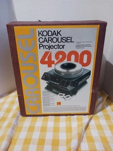 Kodak Karussell Projektor 4200 OVP & Fernbedienung und Extras - Bild 1 von 21