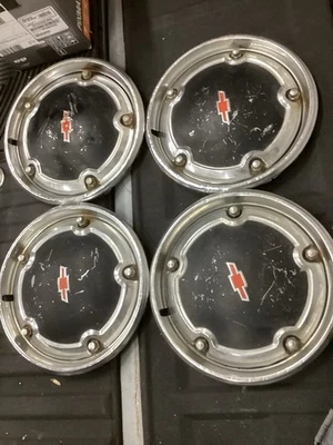 Chevrolet Truck Blazer 1967 1968 tapacubos suburban GM 15" K10 C10 Foto 1 de 4