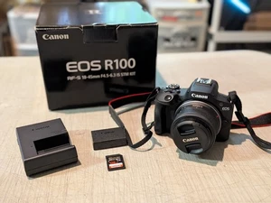 Canon EOS R100 4K Video Spiegellose Kamera Kit RF-S18-45MM F/4.5-6.3 Objektiv 128GB - Bild 1 von 19