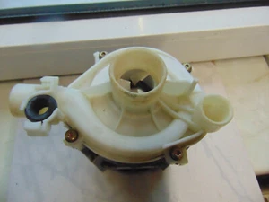 Nr . 2 Umwälzmotor Spülmotor Miele MPE30-62/2 - Bild 1 von 13