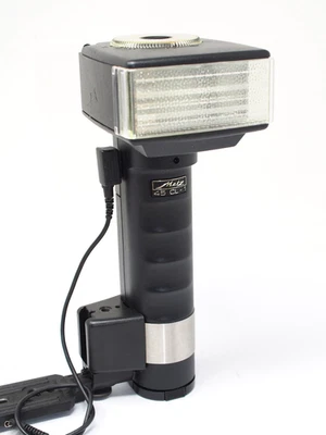 Metz 45 CT-1 Hammer Head Flash - Image 1 of 4