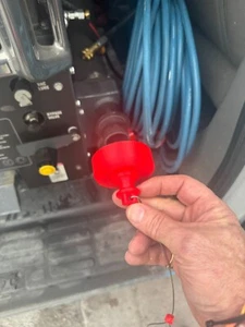 Vaccum Port Cap - Picture 1 of 2