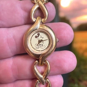 Vintage Damen Mickey Mouse Uhr goldfarben Disney Time selten zum Reparieren - Bild 1 von 12