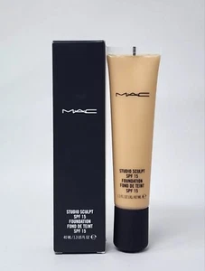 Mac Studio Sculpt SPF 15 Foundation - NC25- 40ml/1.3 Fl oz - Picture 1 of 1