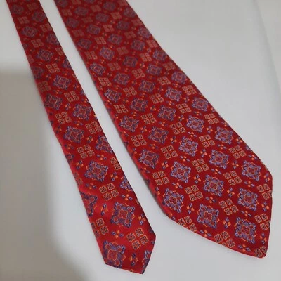 Tom James Mens Tie Silk Suit Necktie 61x3.75 Long Red USA Executive Collection - Image 1 of 4