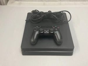PlayStation 4 CUH-2215B Slim 1TB Video Game Console-Black - Picture 1 of 6