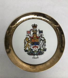 Collectors Canada Coat Of Arms Decorative Plate 22 K Gold - Picture 1 of 10