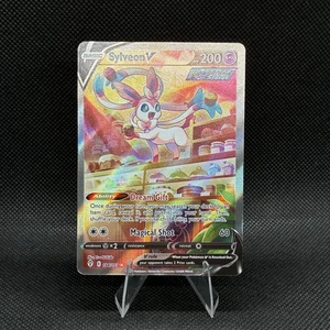 (NM) Sylveon V #184/203 SWSH07: Evolving Skies Ultra Rare Pokemon Card - Picture 1 of 15