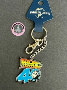 2025 Universal Studios Back To The Future 40th Anniversary Doc Brown Keychain - Picture 1 of 2