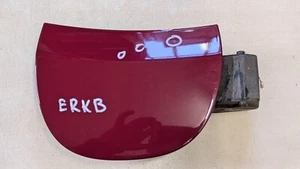 CITROEN CACTUS TANK FILLER FLAP LID DOOR IN RED C4 2014-2018 1.2 PETROL - Picture 1 of 4