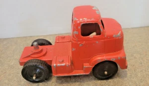 VTG Tootsie Toy Chevrolet Semi Truck with Two Rear Wheels - Picture 1 of 5
