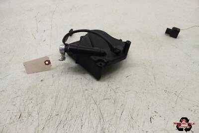 2009-2016 SUZUKI GSXR1000 OEM ENGINE SPROCKET COVER D43D - Image 1 of 4