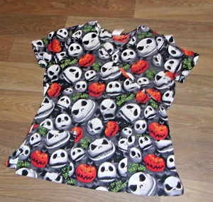 Nightmare Before Christmas Scrub V-Neck Shirt Nursing Medical Size Medium B11 - Picture 1 of 1