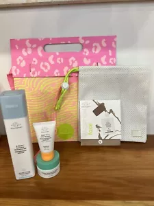 Drunk Elephant Holiday Gift Set!!! ๐๐ฉท - Picture 1 of 1