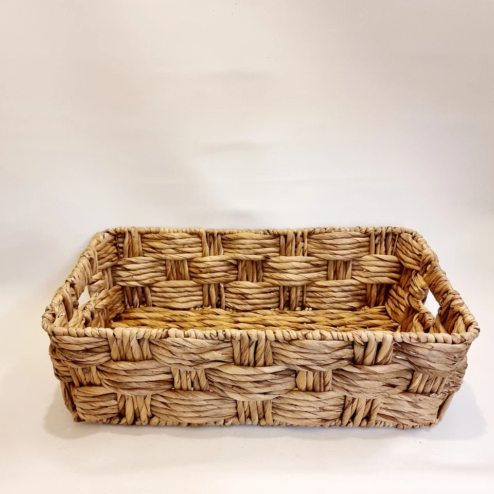 Rectangular wicker basket with handles - Image 1 of 1