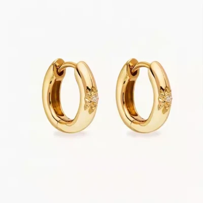 Pendiente de aro de circón de pétalos cúpula gruesa de oro amarillo de 9 quilates sobre plata de 12 mm para mujer Foto 1 de 4