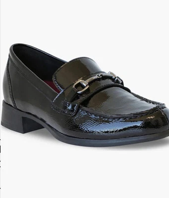 Zapatos mocasines Munro para mujer Gryffin de charol arrugado negro ancho EE. UU. 37 Foto 1 de 4