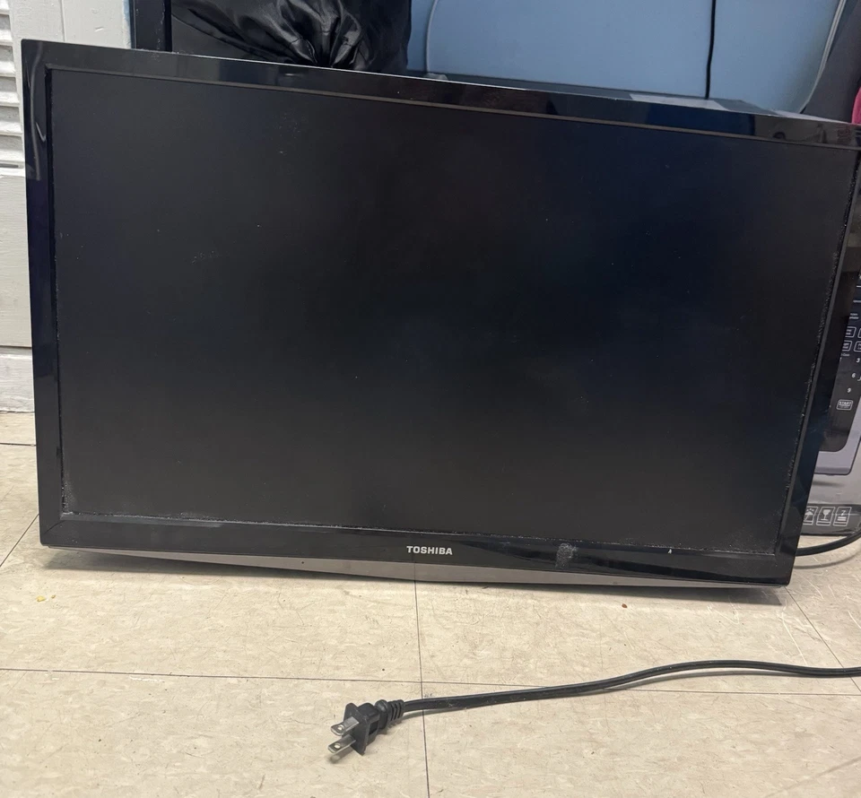 Toshiba 24SL410U 24-inch LED-LCD HDTV. - Image 1 of 1