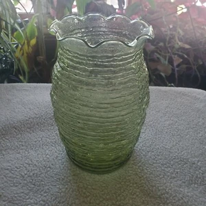 7" LIGHT GREEN TEXTURED GLASS VASE - Picture 1 of 1