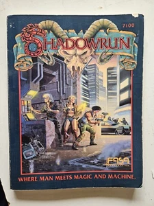 Shadowrun cyberpunk RPG juegos de rol fasa Core Reglas Libro #7100 Cubierta blanda - Imagen 1 de 7