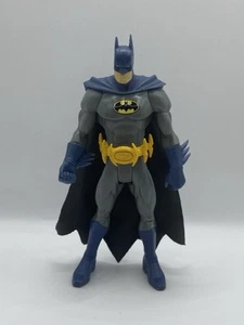 Figura de acción Mattel DC Comics Batman juguete 7” traje azul/gris 2003 coleccionable - Imagen 1 de 9
