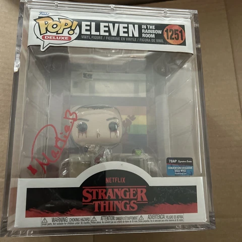 Funko POP! Deluxe Stranger Things Eleven Rainbow Room  Signed Martie Blair Cover